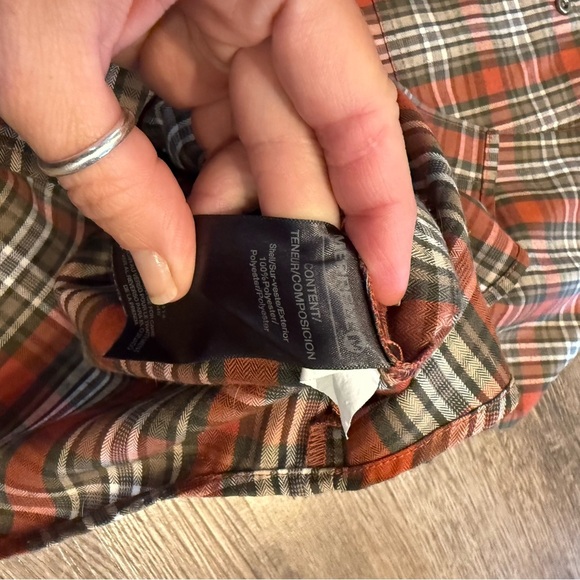 Merrell Men's Plaid Long Sleeve Button Down Shirt Size Large - Picture 3 of 7